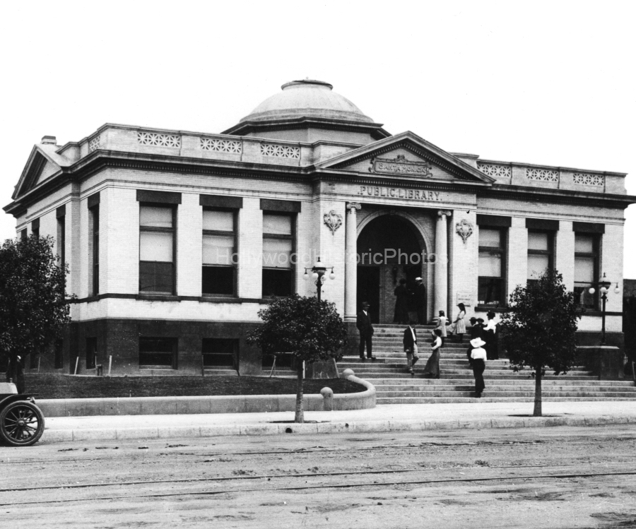 Santa Monica  1910 WM.jpg
